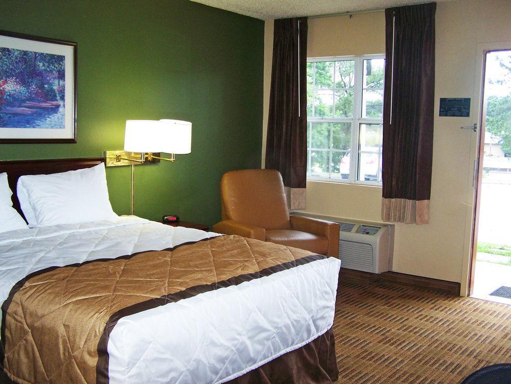 Extended Stay America Suites - Columbia - West - Interstate 126 Экстерьер фото